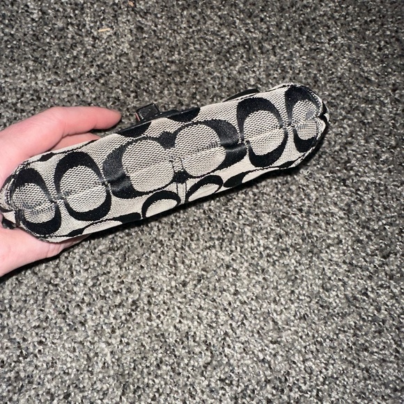 Coach Black and Gray Signature Wristlet - Picture 6 of 9